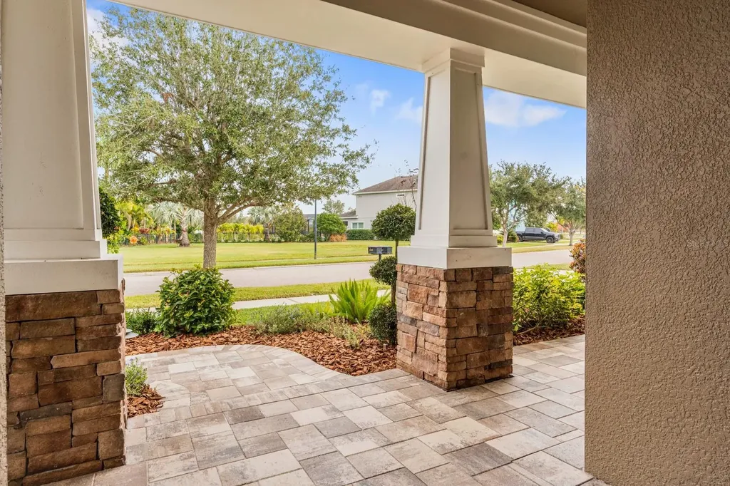6809 Scenic Drive Apollo Beach FL 33572