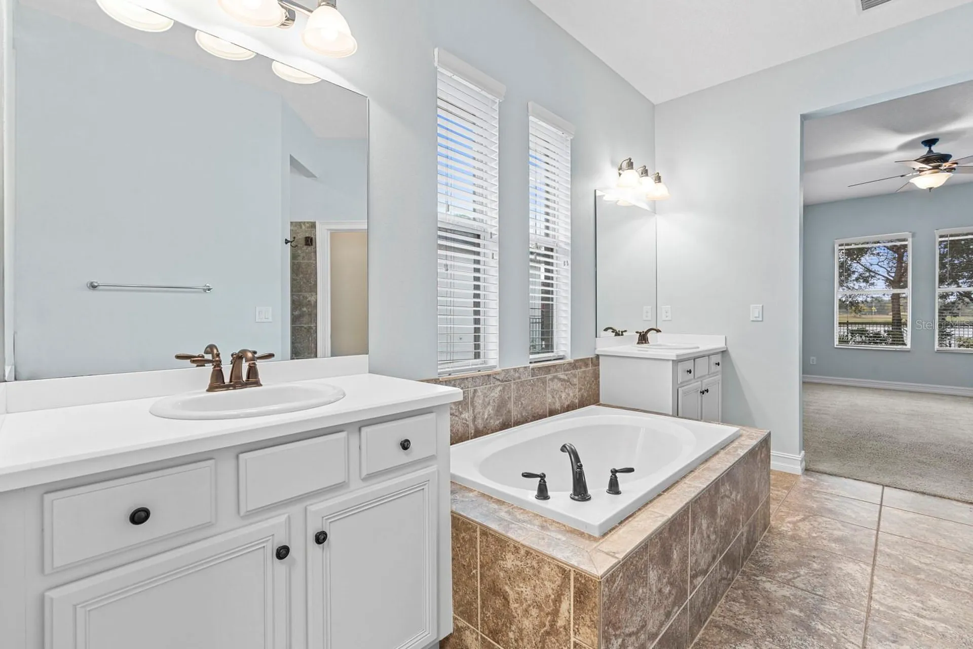 6809 Scenic Drive Apollo Beach FL 33572