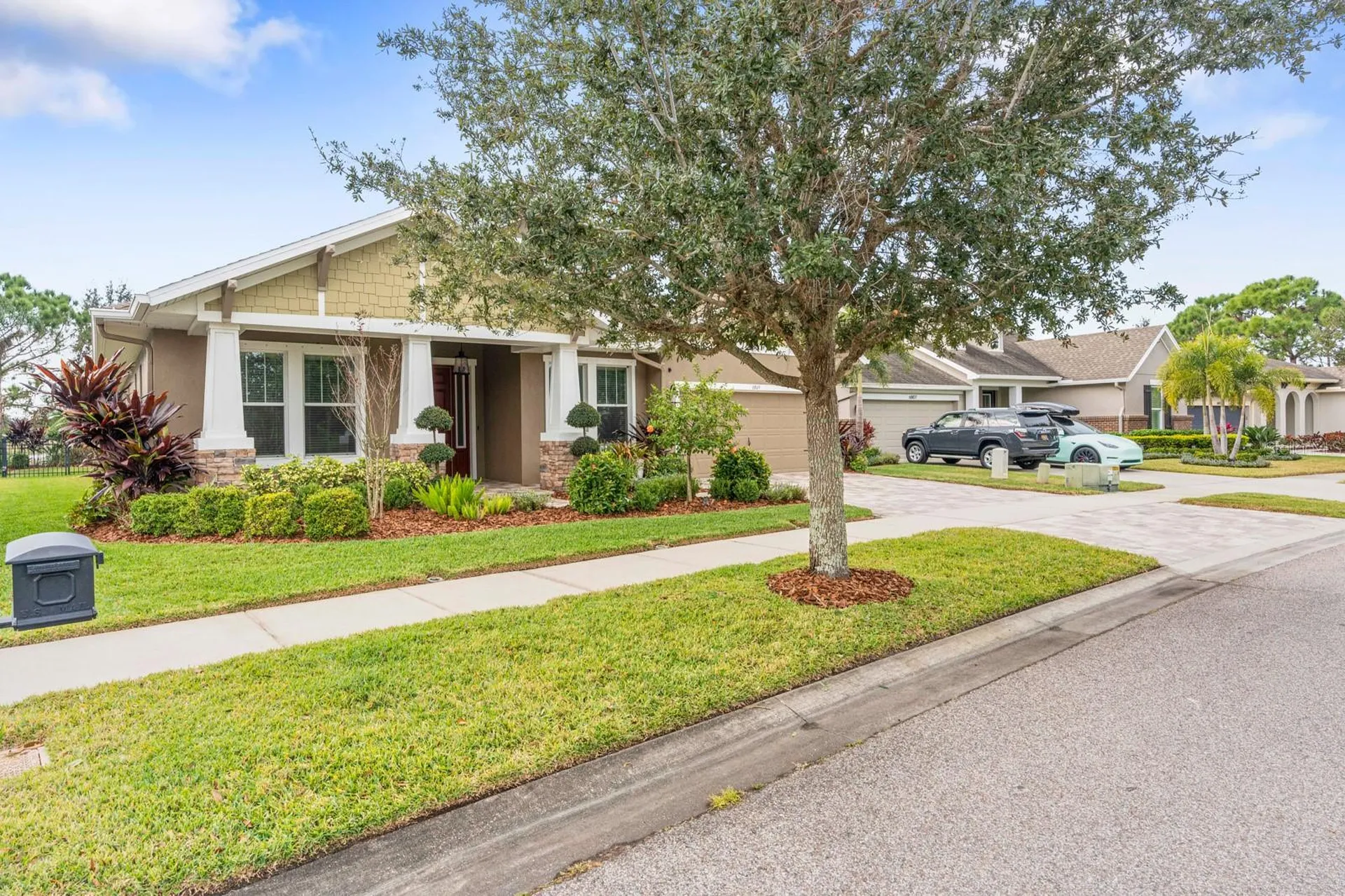 6809 Scenic Drive Apollo Beach FL 33572