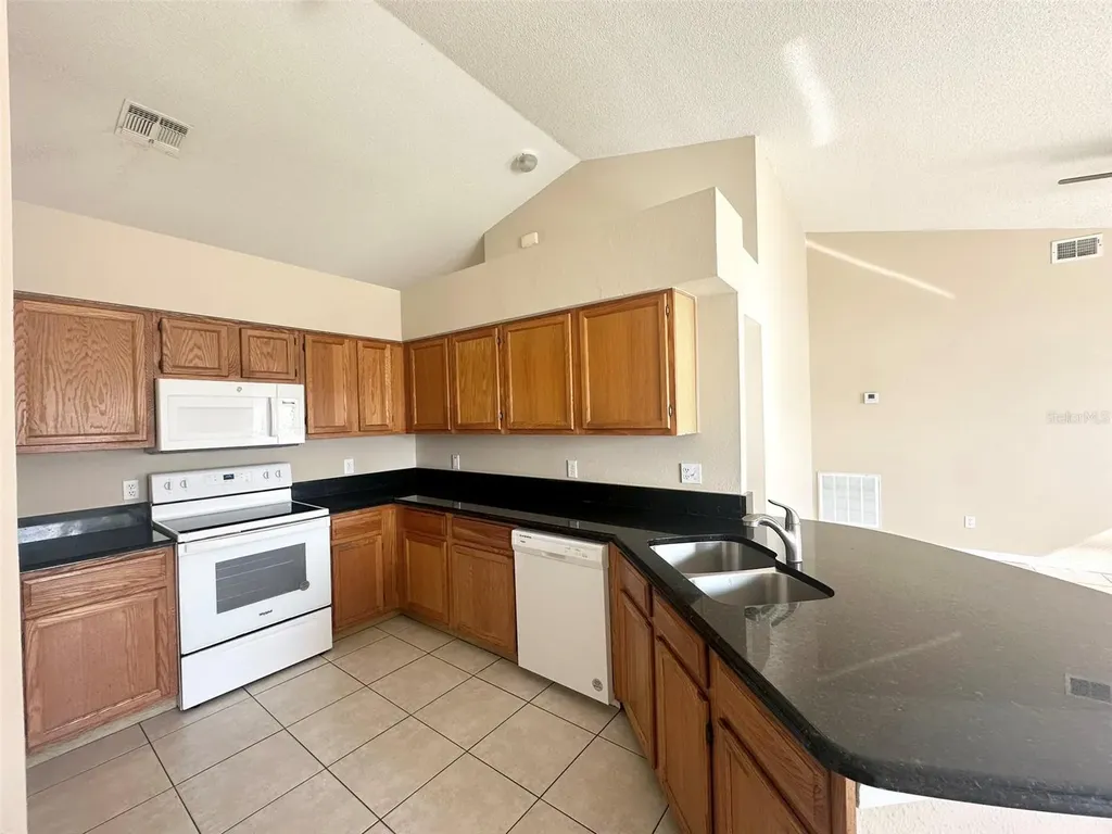 12553 Beacontree Way Orlando FL 32837