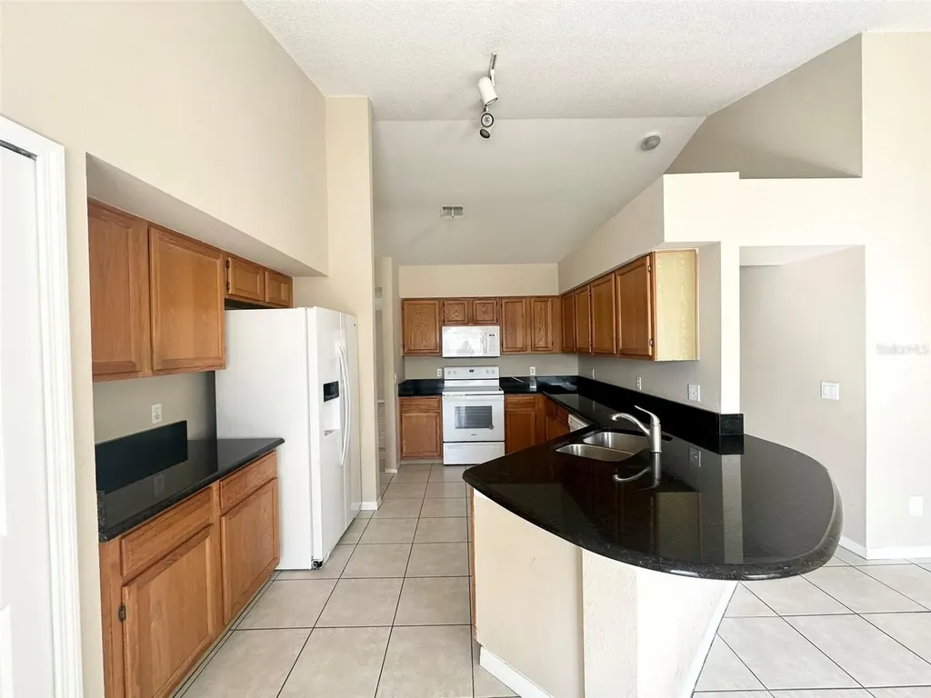 12553 Beacontree Way Orlando FL 32837