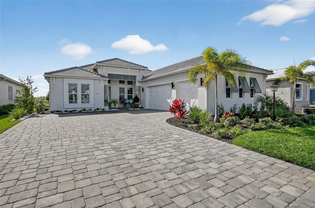 815 Blue Shell Loop Sarasota FL 34240