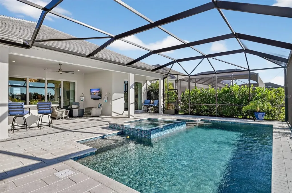 815 Blue Shell Loop Sarasota FL 34240