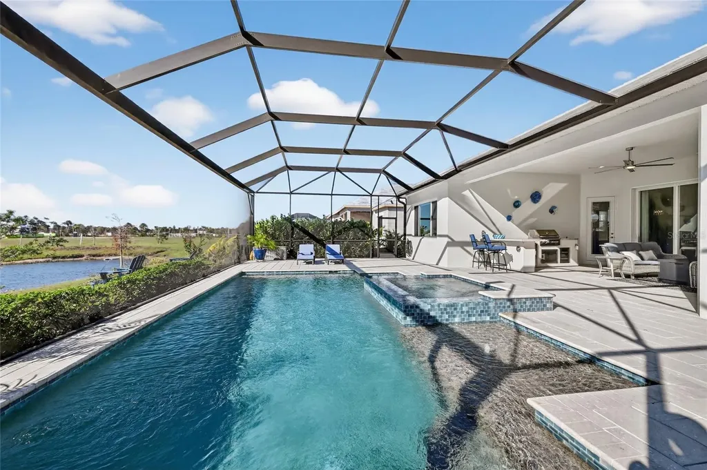 815 Blue Shell Loop Sarasota FL 34240