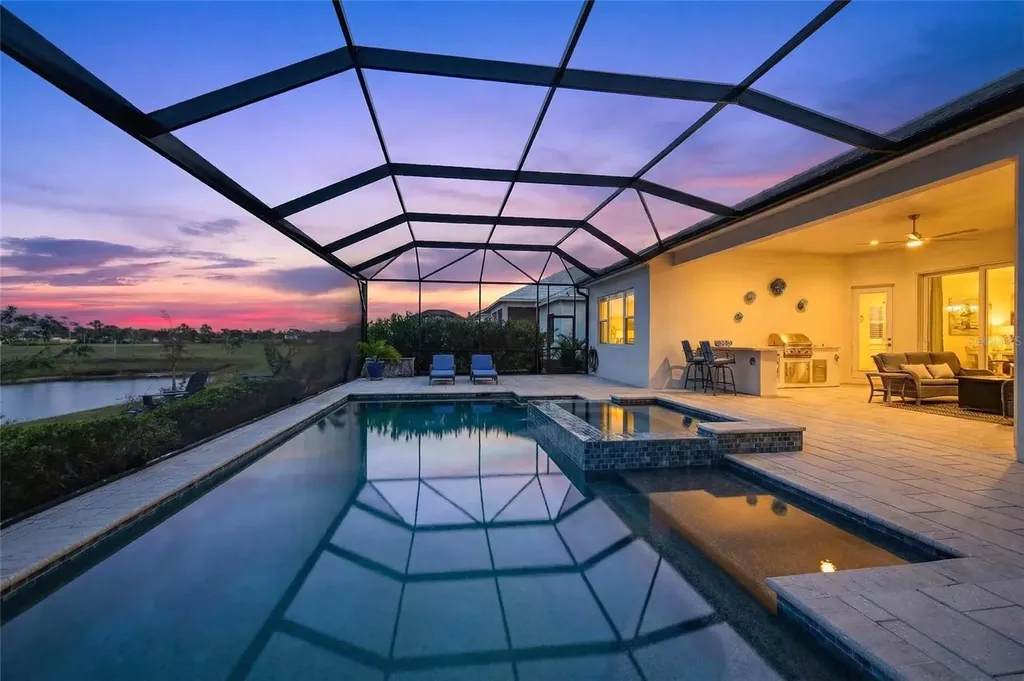 815 Blue Shell Loop Sarasota FL 34240