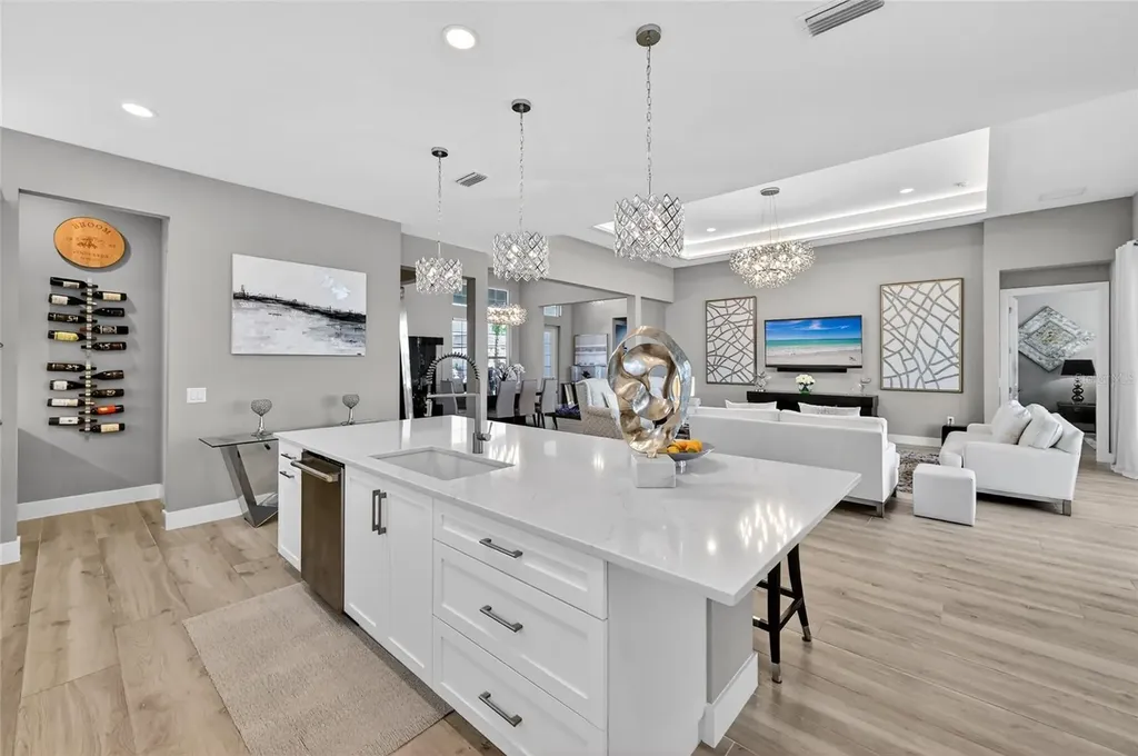815 Blue Shell Loop Sarasota FL 34240