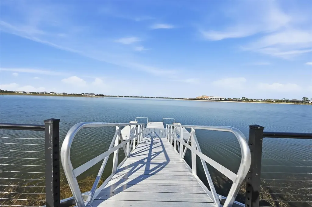 815 Blue Shell Loop Sarasota FL 34240
