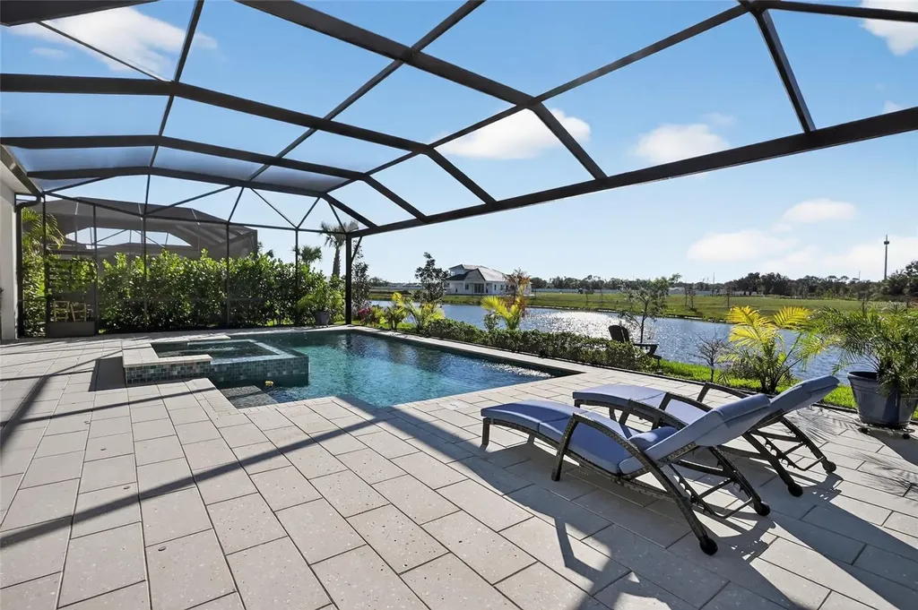 815 Blue Shell Loop Sarasota FL 34240