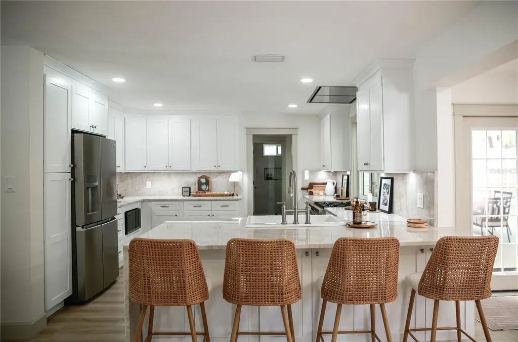 4646 Gleason Avenue Sarasota FL 34242