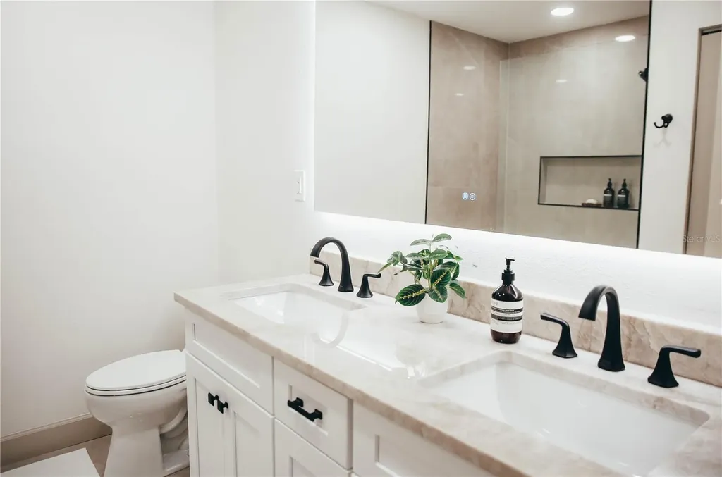 4646 Gleason Avenue Sarasota FL 34242