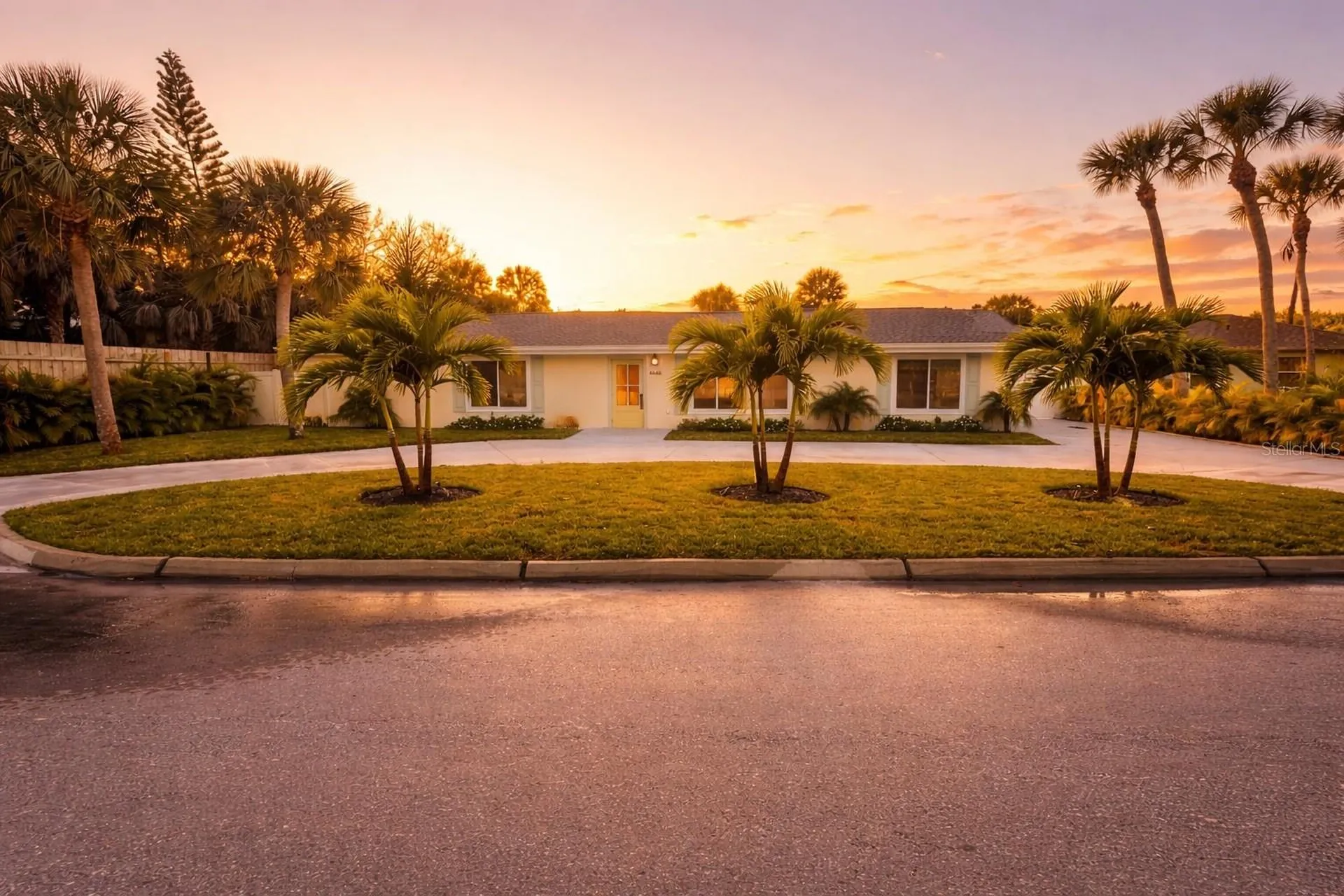 4646 Gleason Avenue Sarasota FL 34242