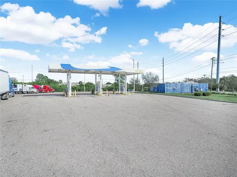 5030 Madison Avenue Tampa FL 33619