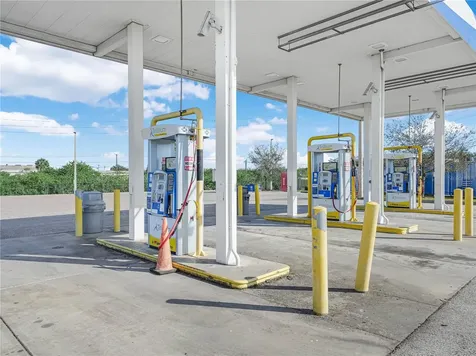 5030 Madison Avenue Tampa FL 33619