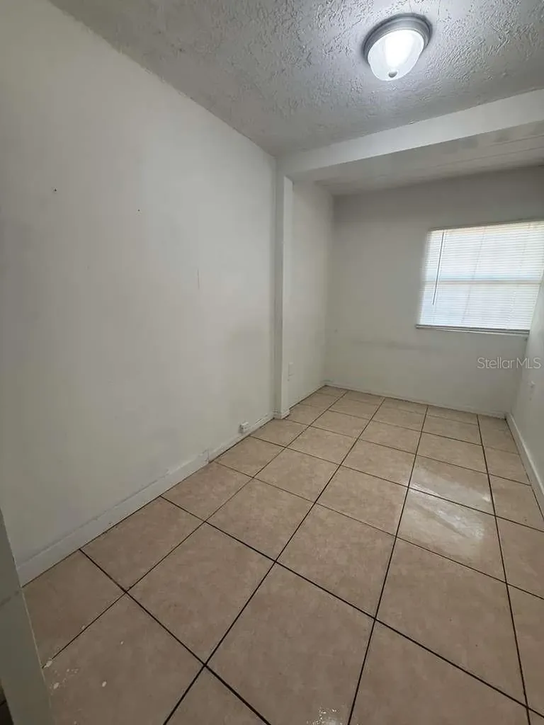 4638 America Orlando FL 32811