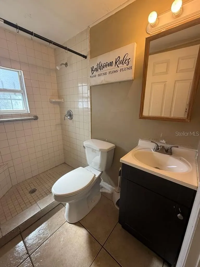 4638 America Orlando FL 32811