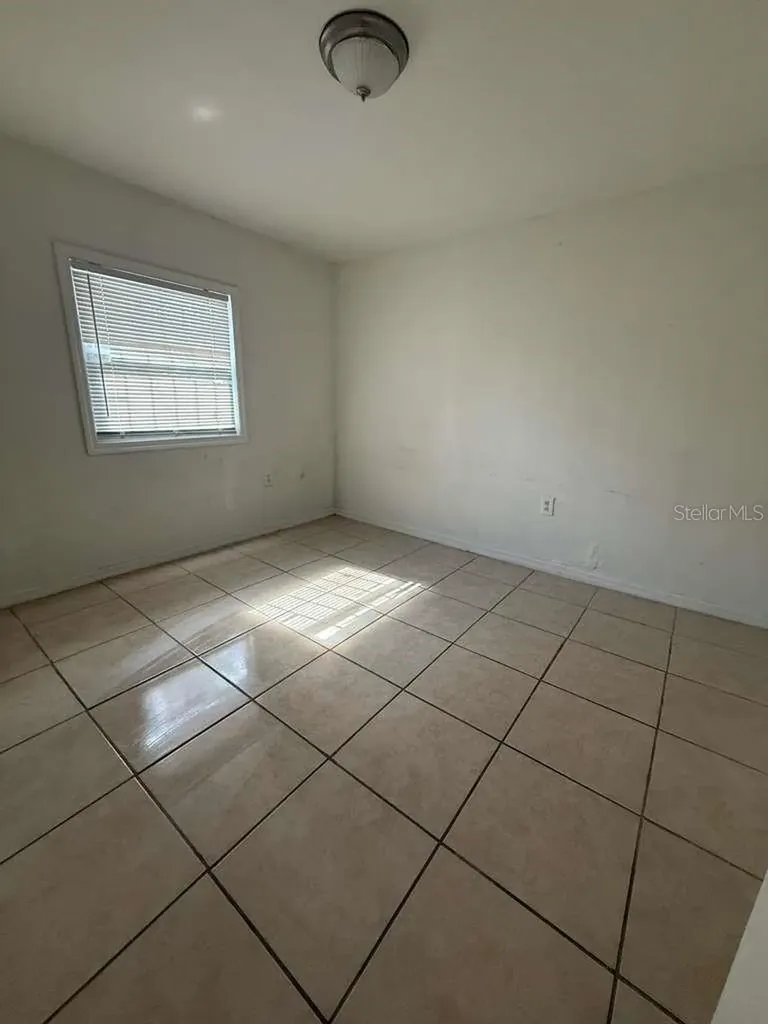 4638 America Orlando FL 32811