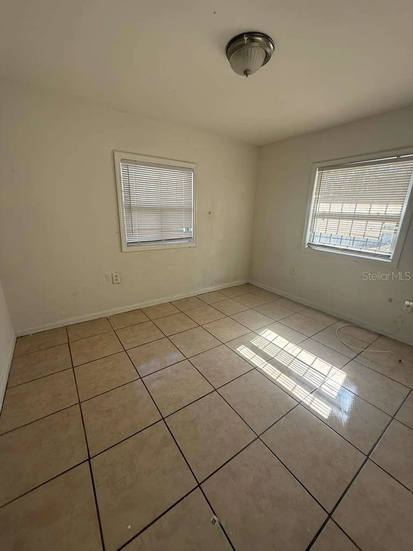 4638 America Orlando FL 32811