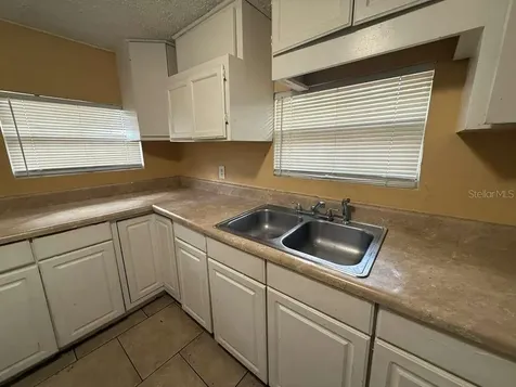 4638 America Orlando FL 32811