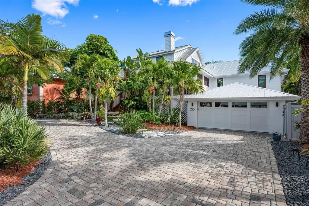 213 Oak Avenue Anna Maria FL 34216