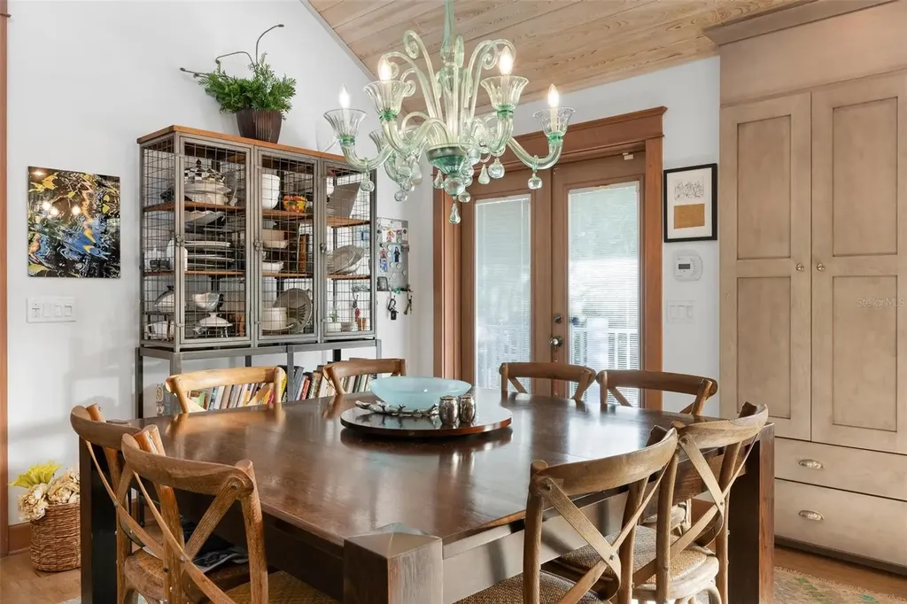 213 Oak Avenue Anna Maria FL 34216