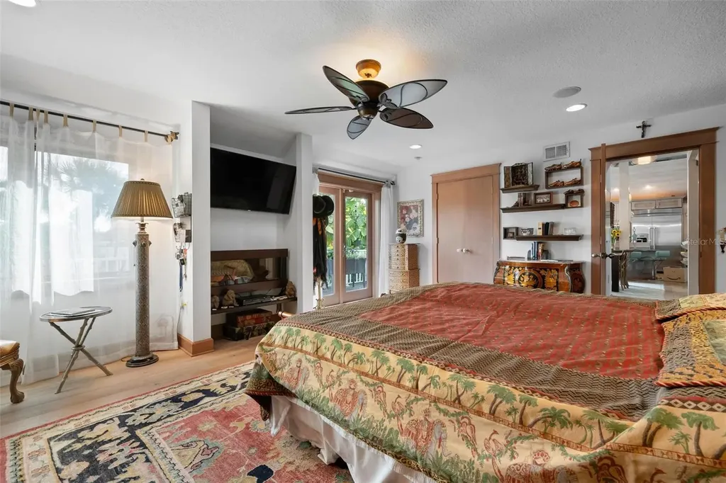 213 Oak Avenue Anna Maria FL 34216