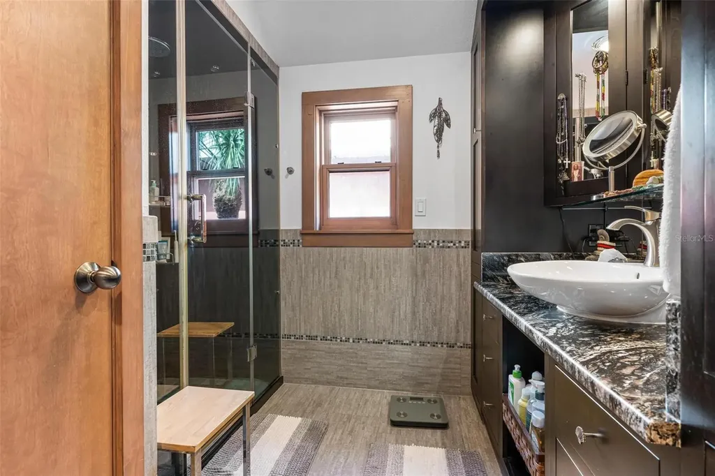 213 Oak Avenue Anna Maria FL 34216