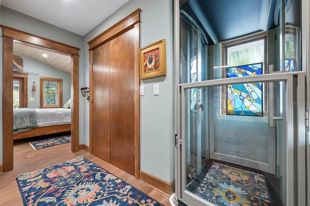 213 Oak Avenue Anna Maria FL 34216