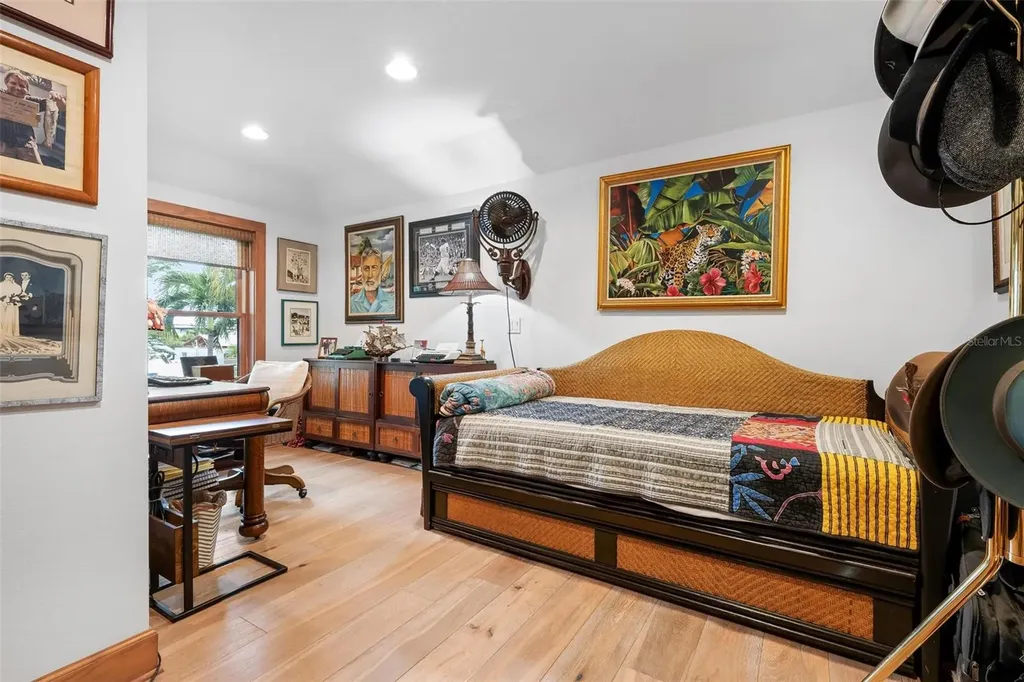 213 Oak Avenue Anna Maria FL 34216