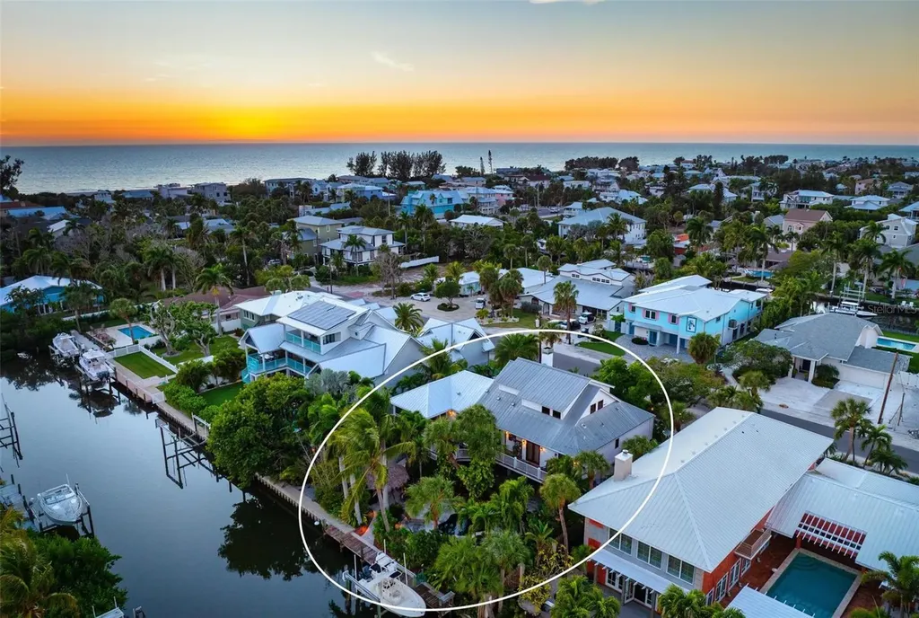 213 Oak Avenue Anna Maria FL 34216