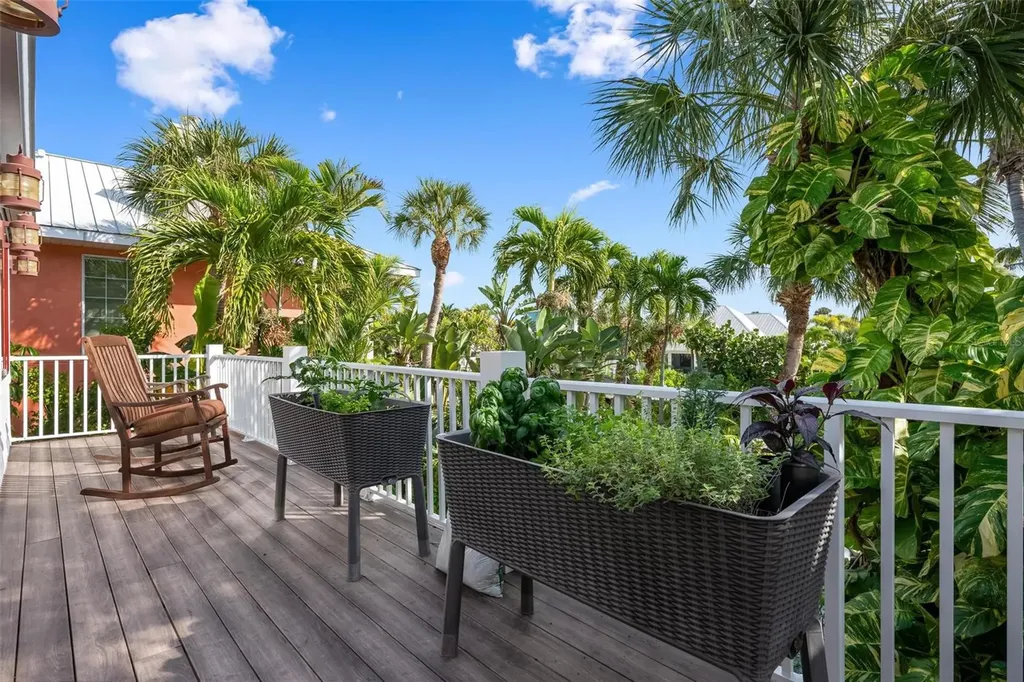 213 Oak Avenue Anna Maria FL 34216