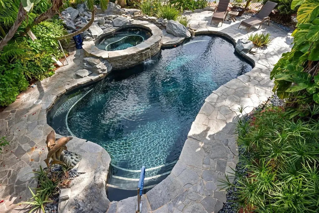 213 Oak Avenue Anna Maria FL 34216