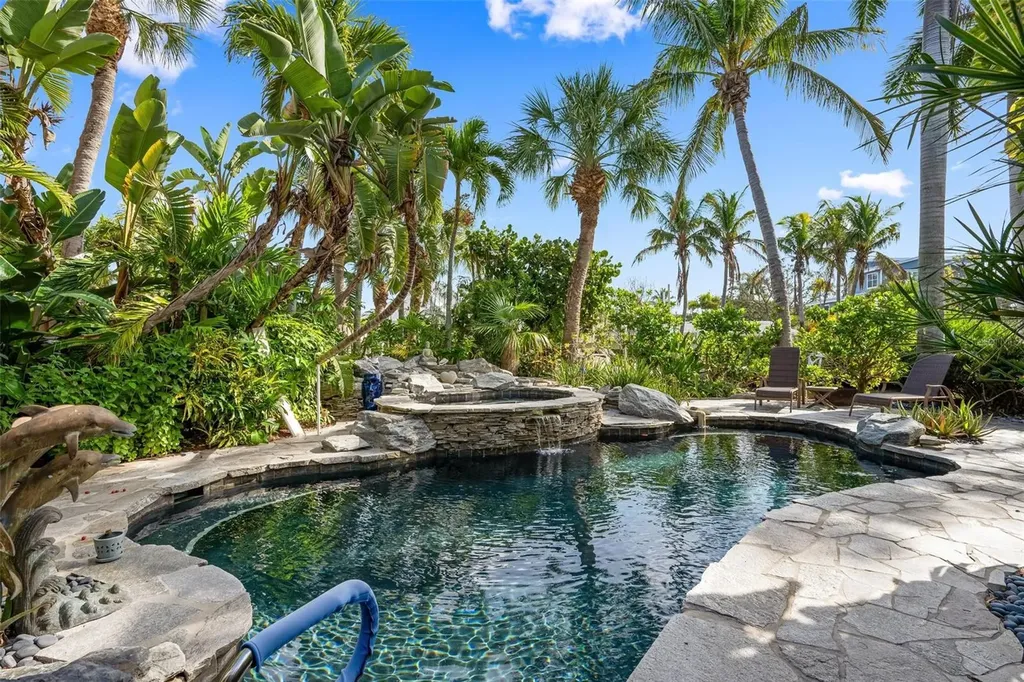 213 Oak Avenue Anna Maria FL 34216