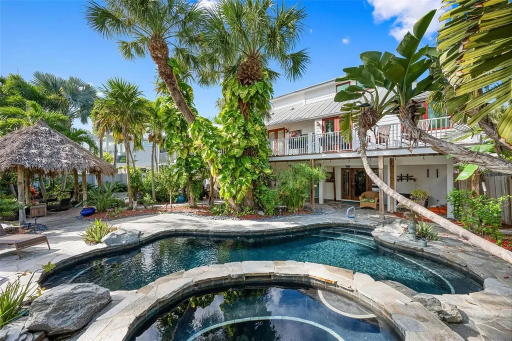 213 Oak Avenue Anna Maria FL 34216