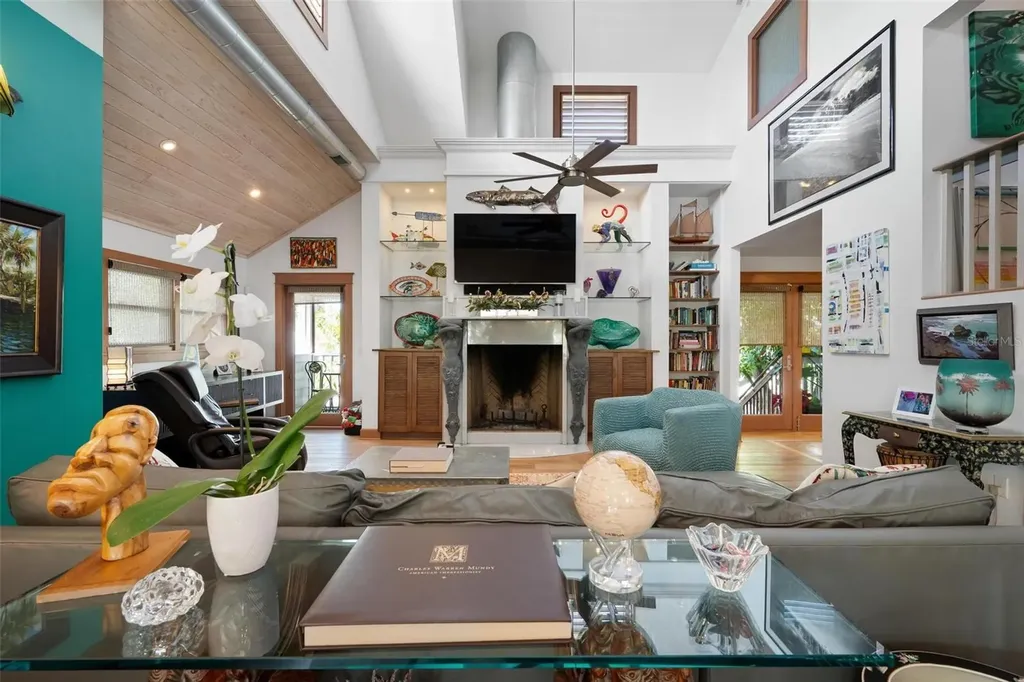 213 Oak Avenue Anna Maria FL 34216