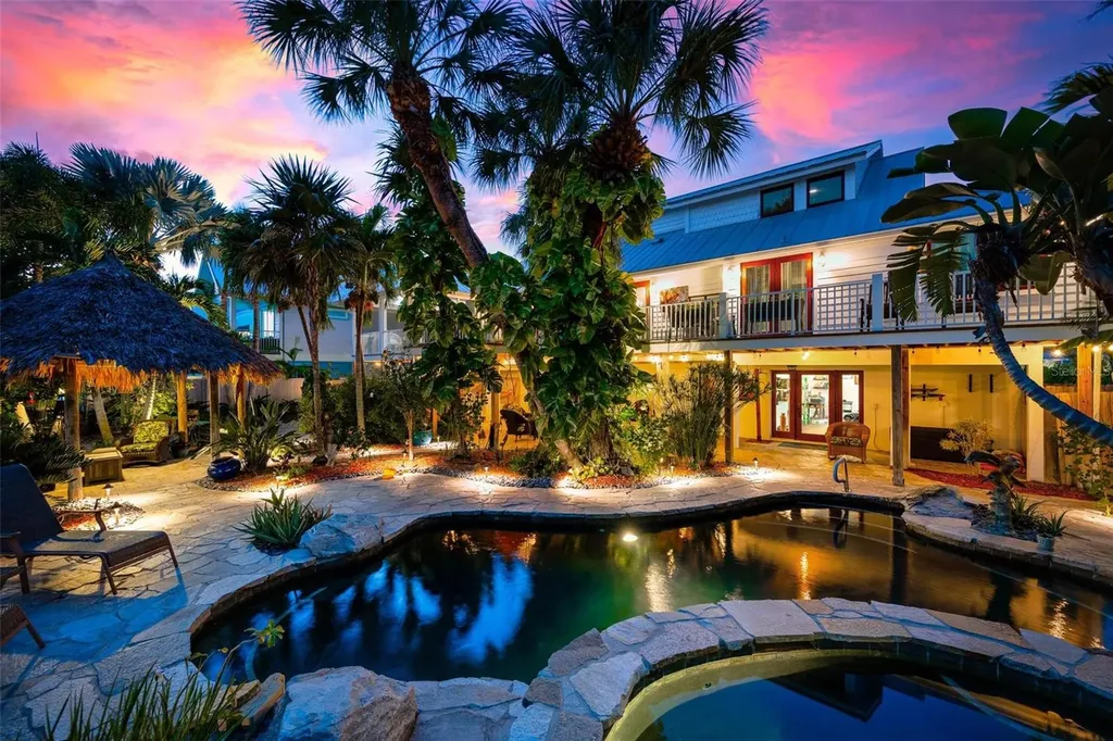 213 Oak Avenue Anna Maria FL 34216