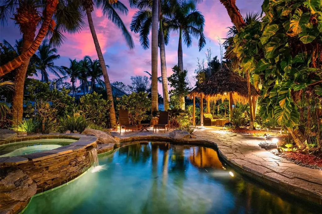 213 Oak Avenue Anna Maria FL 34216