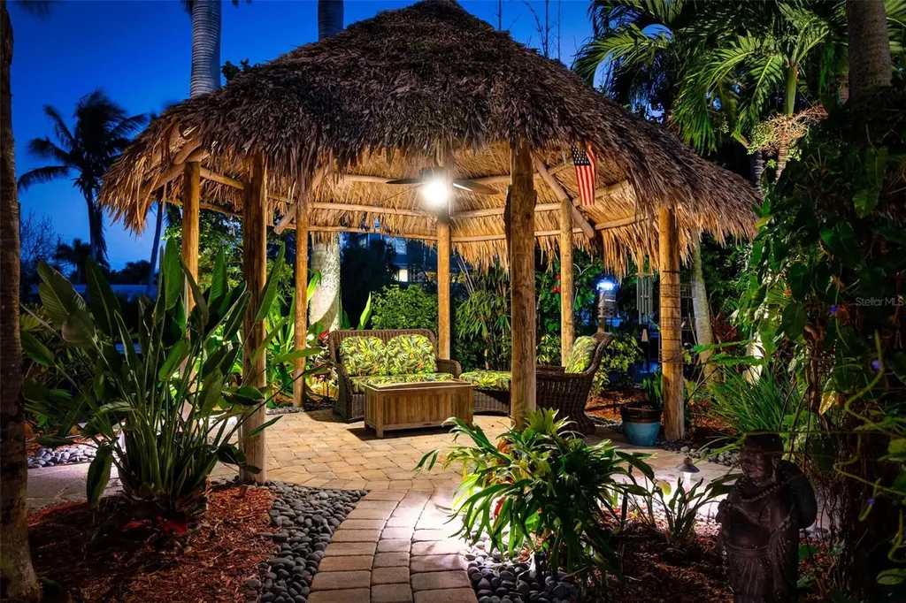 213 Oak Avenue Anna Maria FL 34216