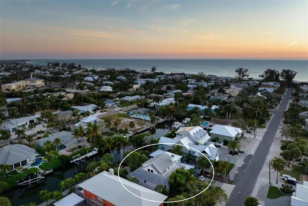 213 Oak Avenue Anna Maria FL 34216