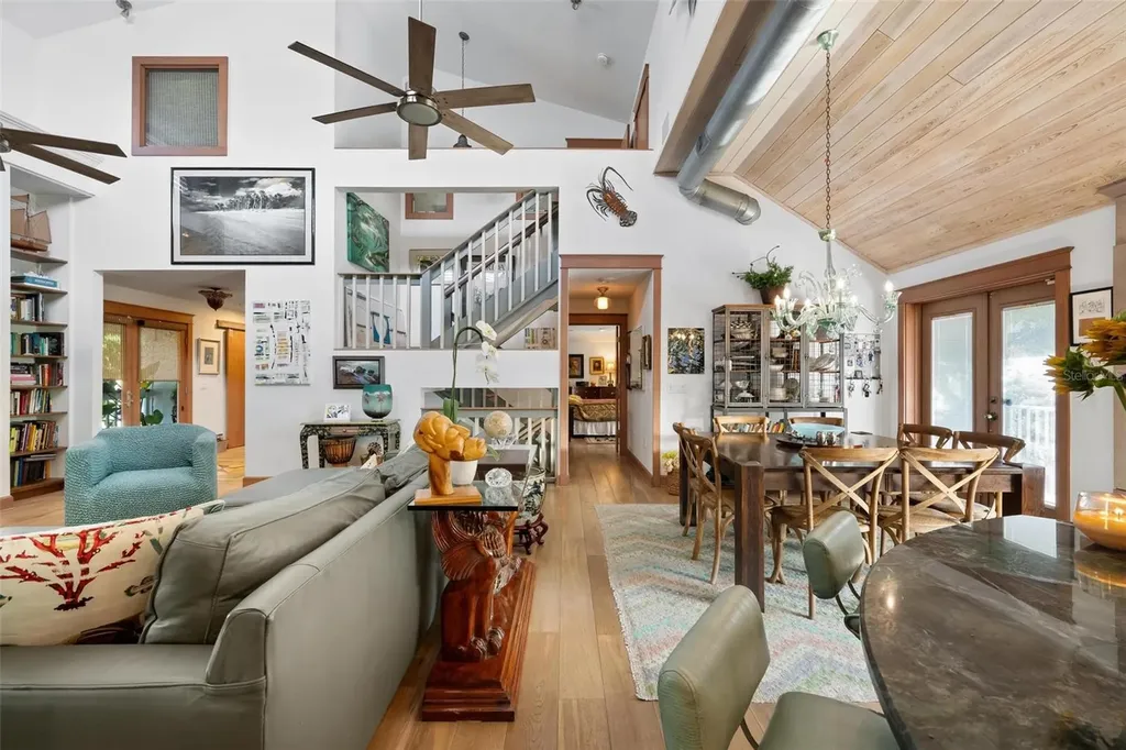 213 Oak Avenue Anna Maria FL 34216