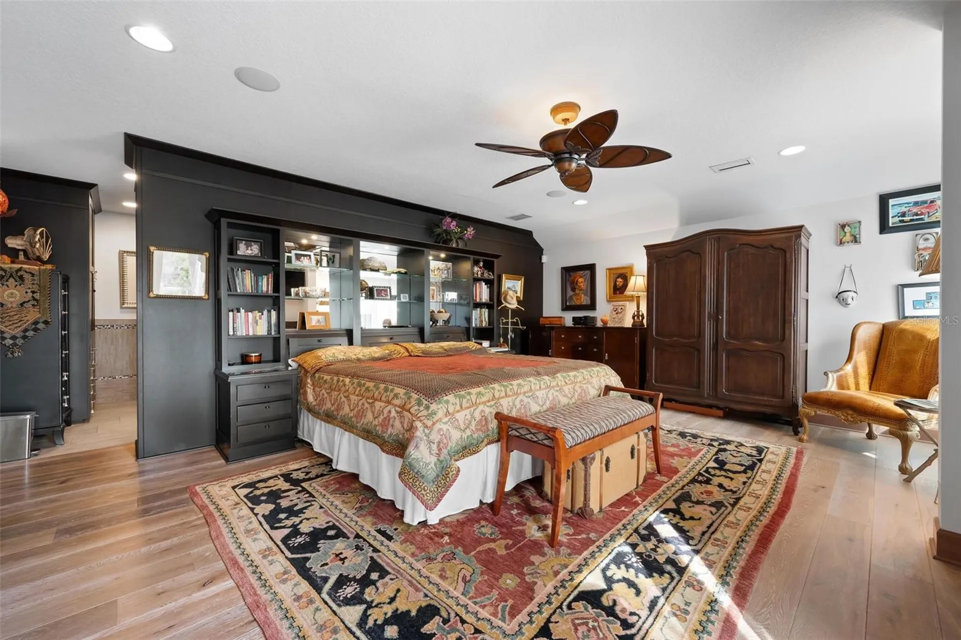 213 Oak Avenue Anna Maria FL 34216
