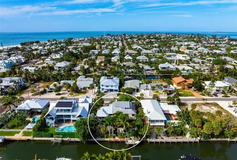 213 Oak Avenue Anna Maria FL 34216