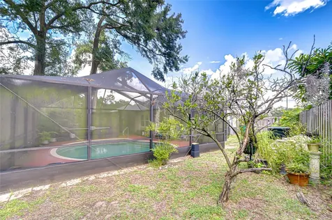6911 Oakcrest Way Zephyrhills FL 33542