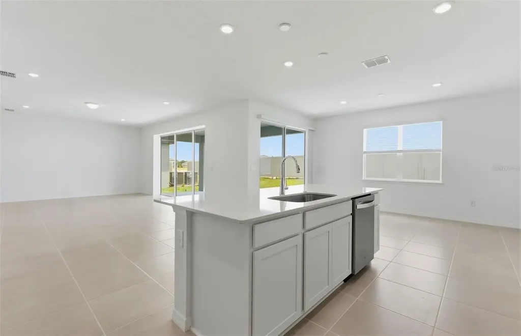 1742 Ruby Lane Lake Alfred FL 33850