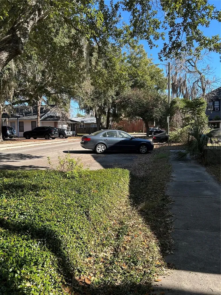 119 NW 7th Terrace Gainesville FL 32601