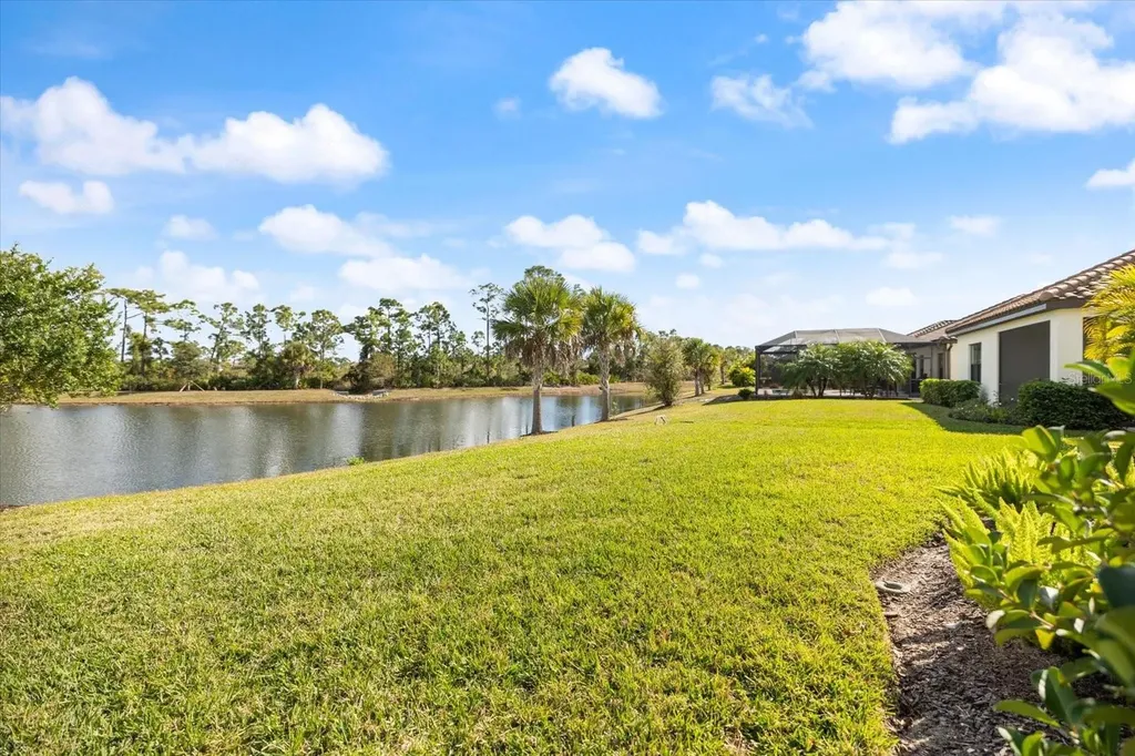 208 Brienza Loop Nokomis FL 34275