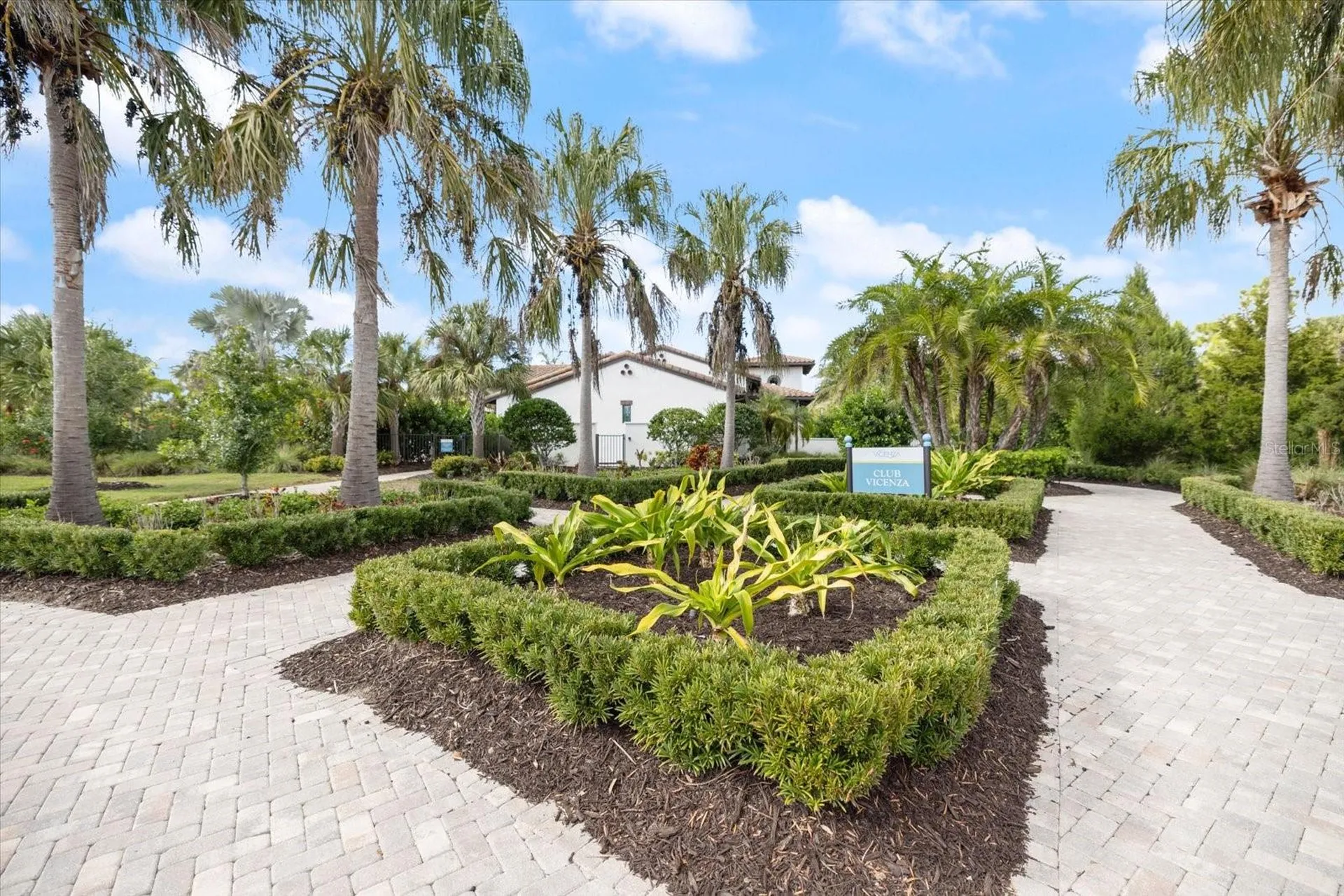 208 Brienza Loop Nokomis FL 34275