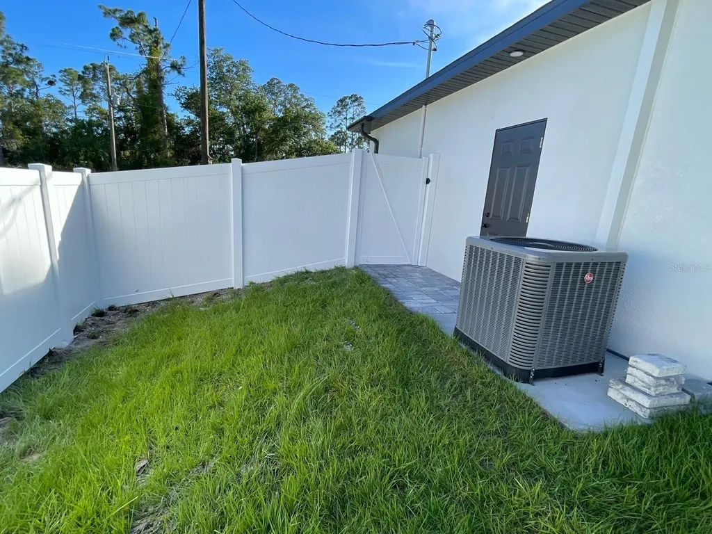 2582 Hagerick Lane North Port FL 34288