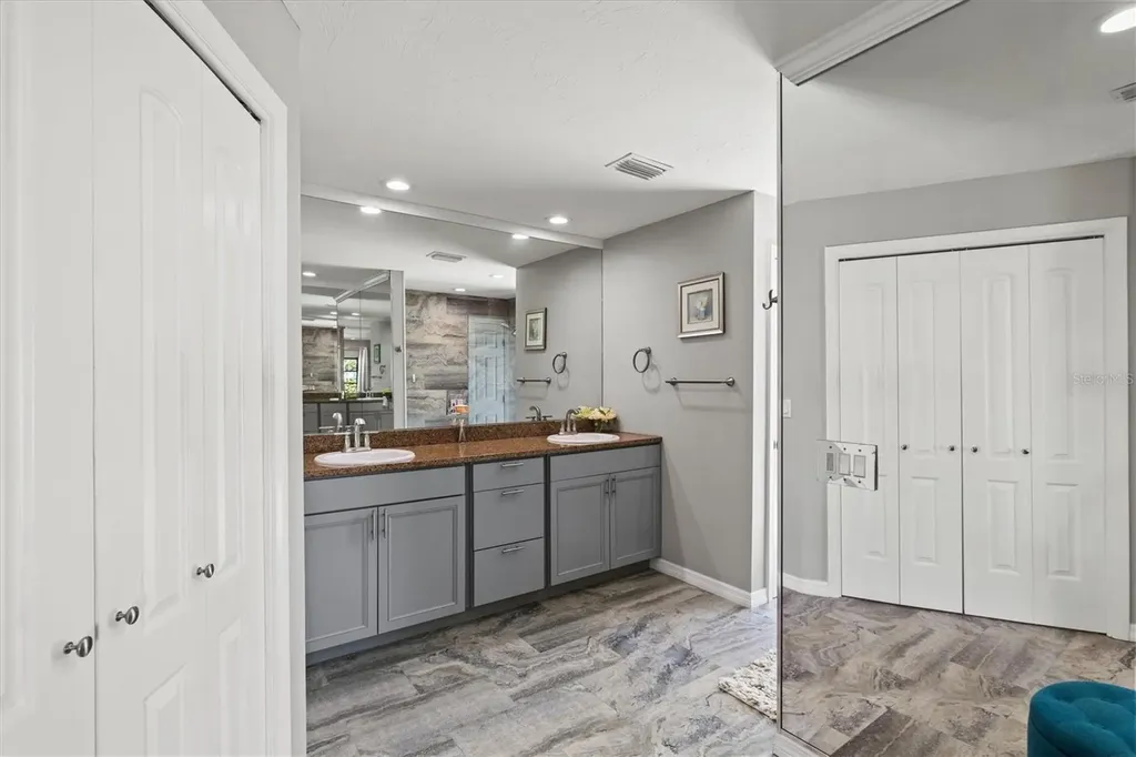 605 Cornwell On The Gulf Venice FL 34285