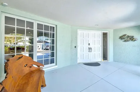 605 Cornwell On The Gulf Venice FL 34285