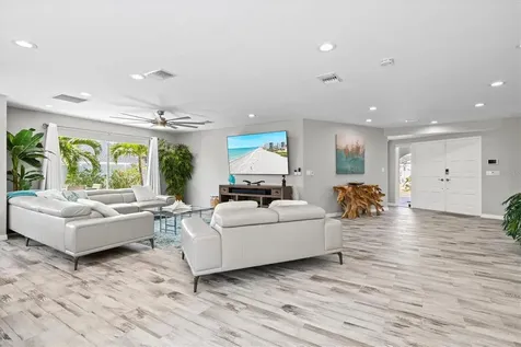605 Cornwell On The Gulf Venice FL 34285
